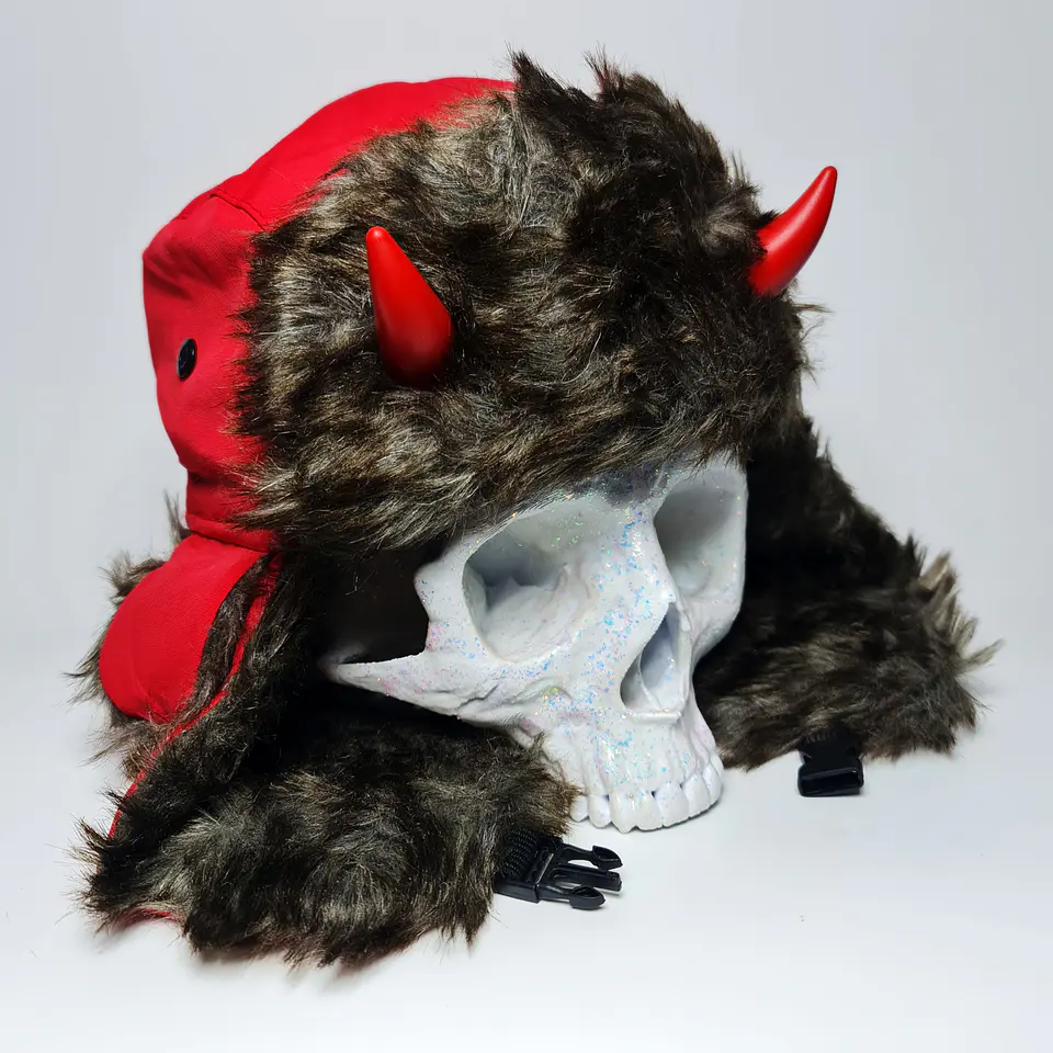 Gorro Ushanka con Cuernos 5