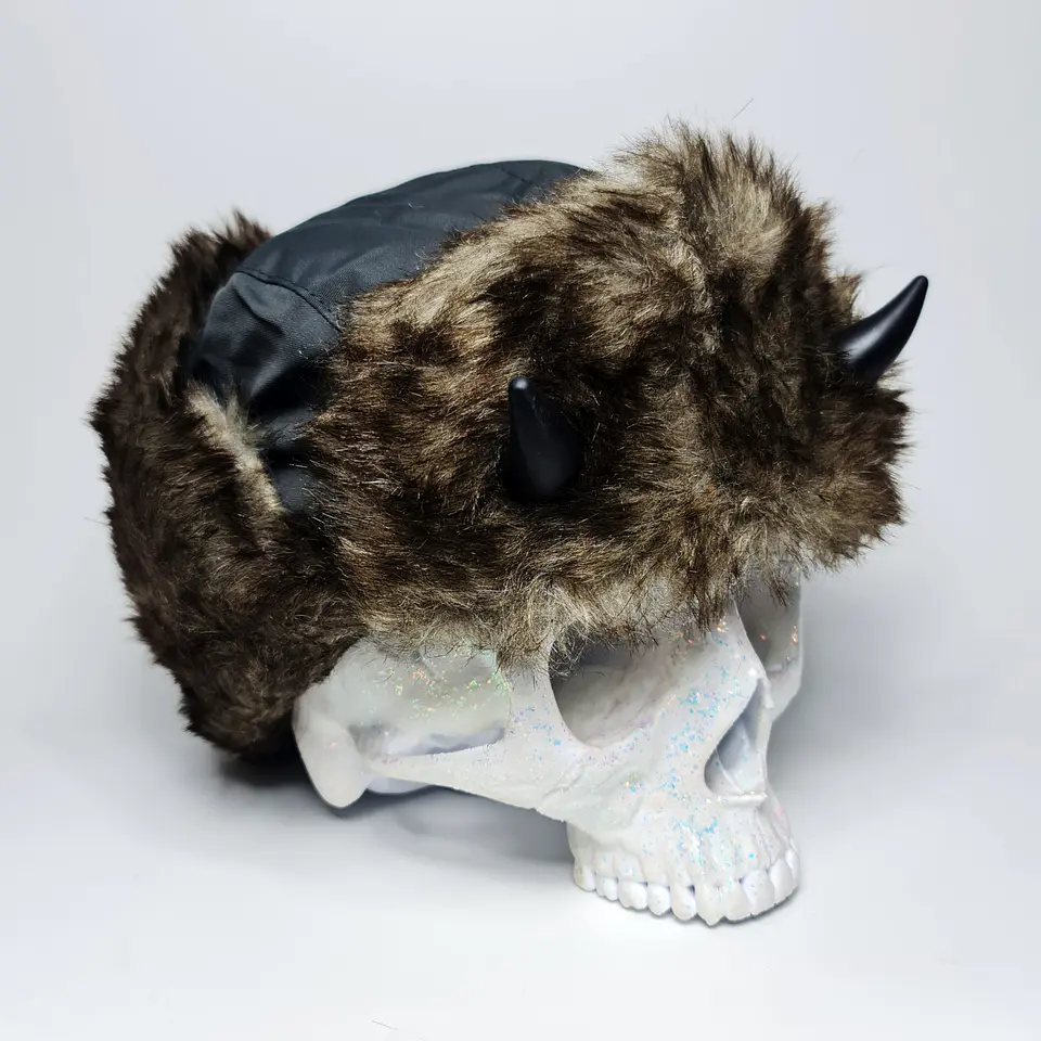 Gorro Ushanka con Cuernos 10
