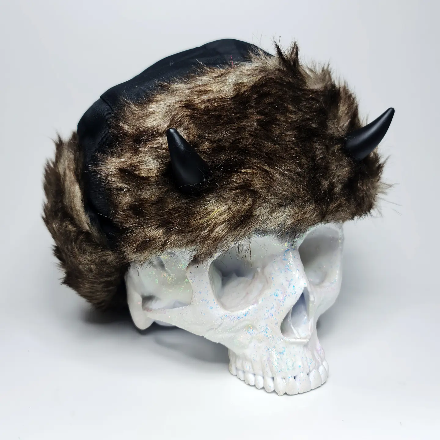 Gorro Ushanka con Cuernos 4