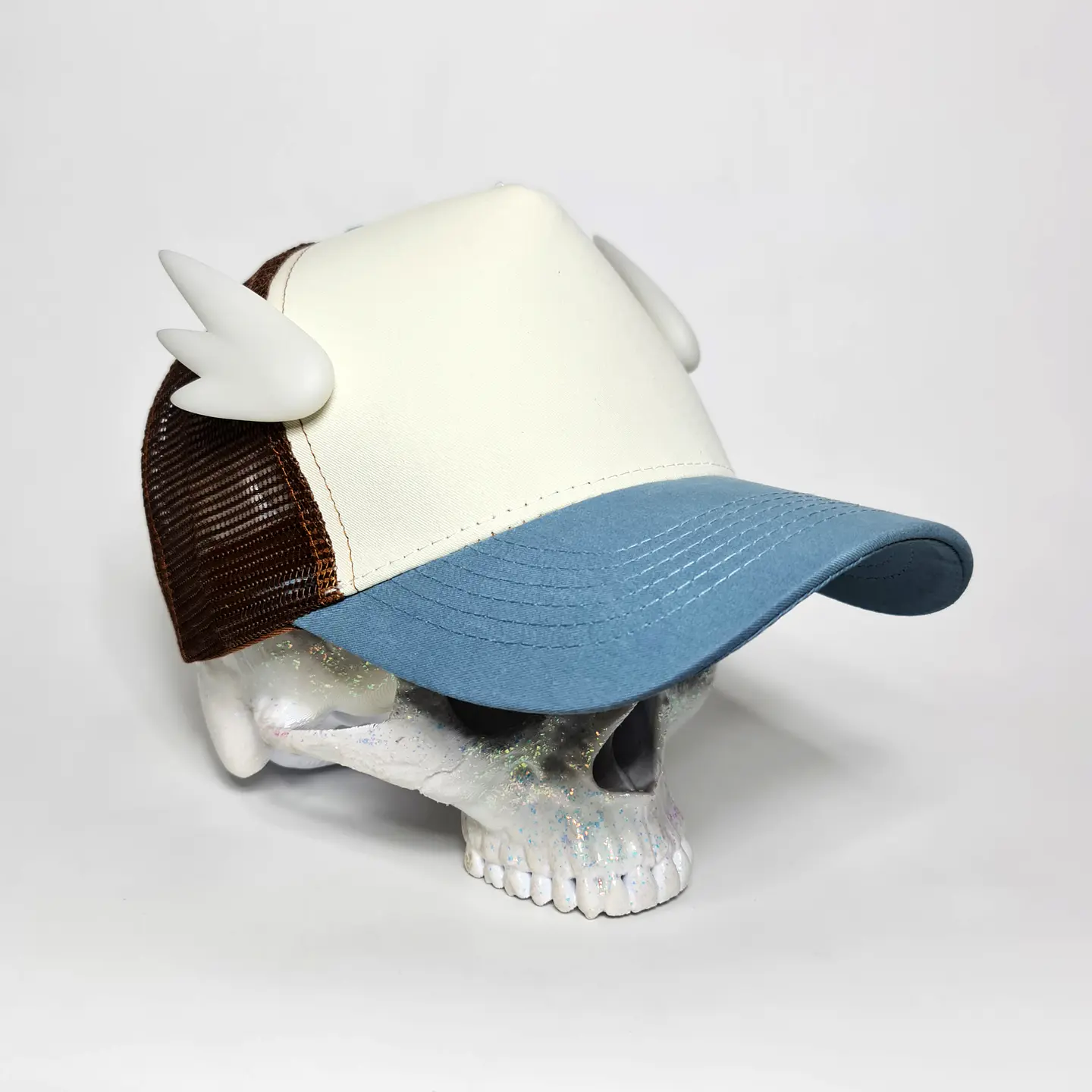 Gorra Trucker Alas Kawaii 6