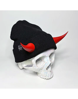 Beanie Diablillo a La Moda