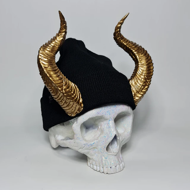 Beanie Draco Cuernos