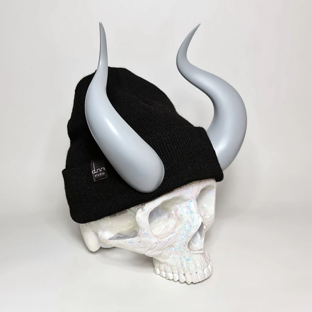 Beanie Draco Cuernos