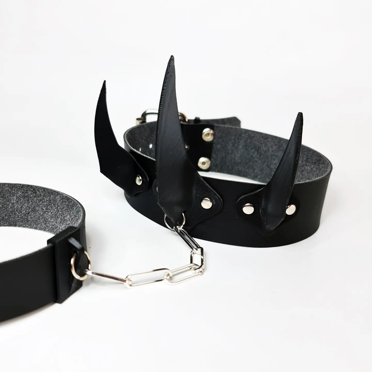 Cerberus Arm Harness 10