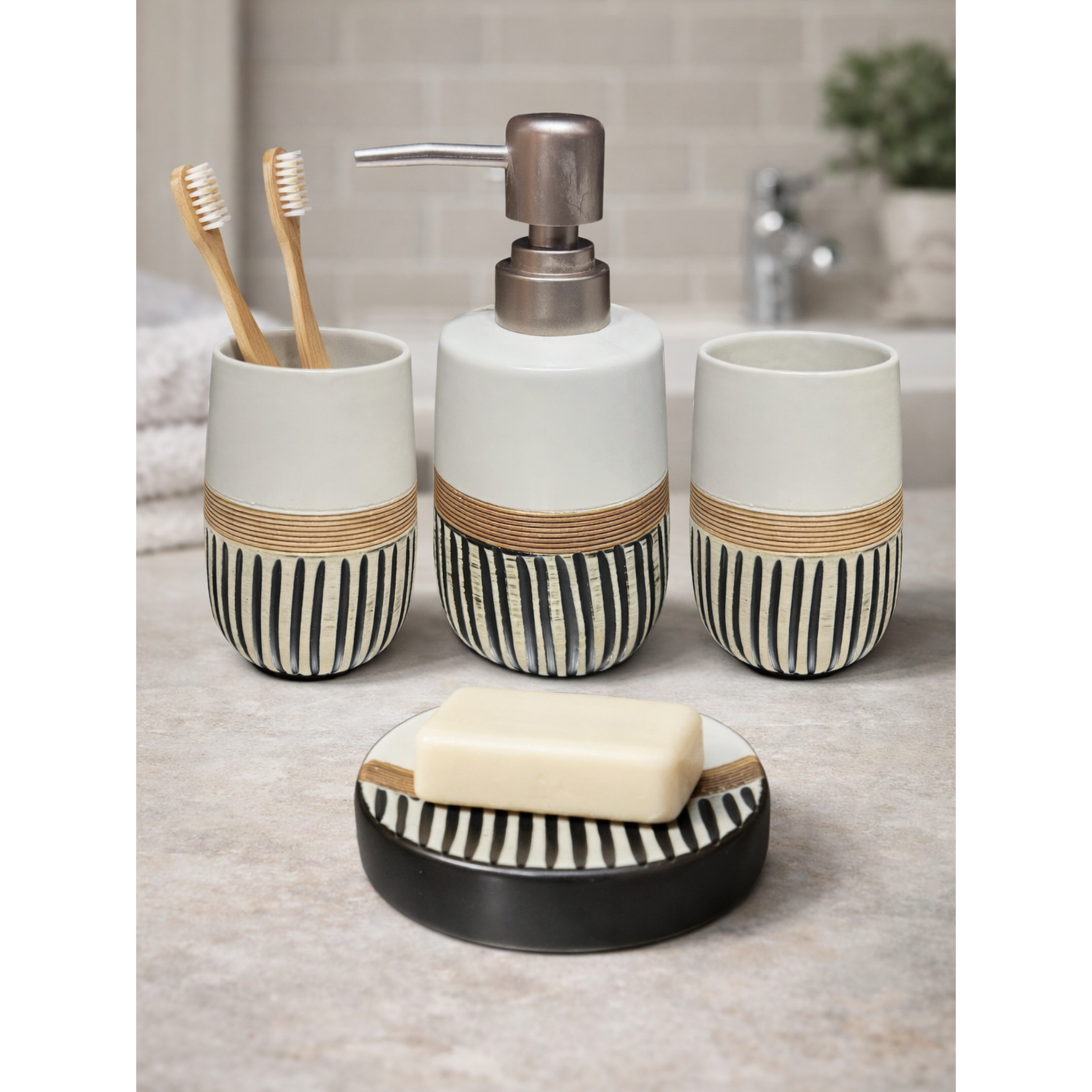 Set Accesorios de Baño 4 Piezas Cerámica Blanco y Negro Dispensador y Porta Cepillos 2