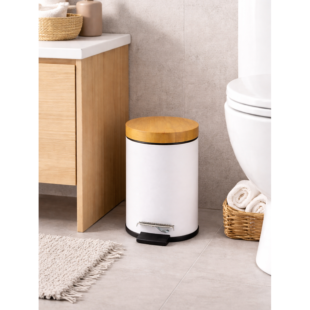 Basurero Blanco Con Pedal Cierre Suave y Tapa de Bambú 5L 3