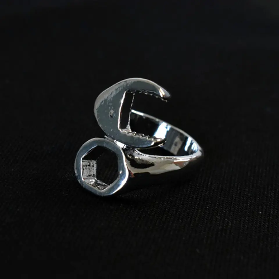 Anillo Con Diseño Acero Inoxidable Unisex Llave Mecánico 6