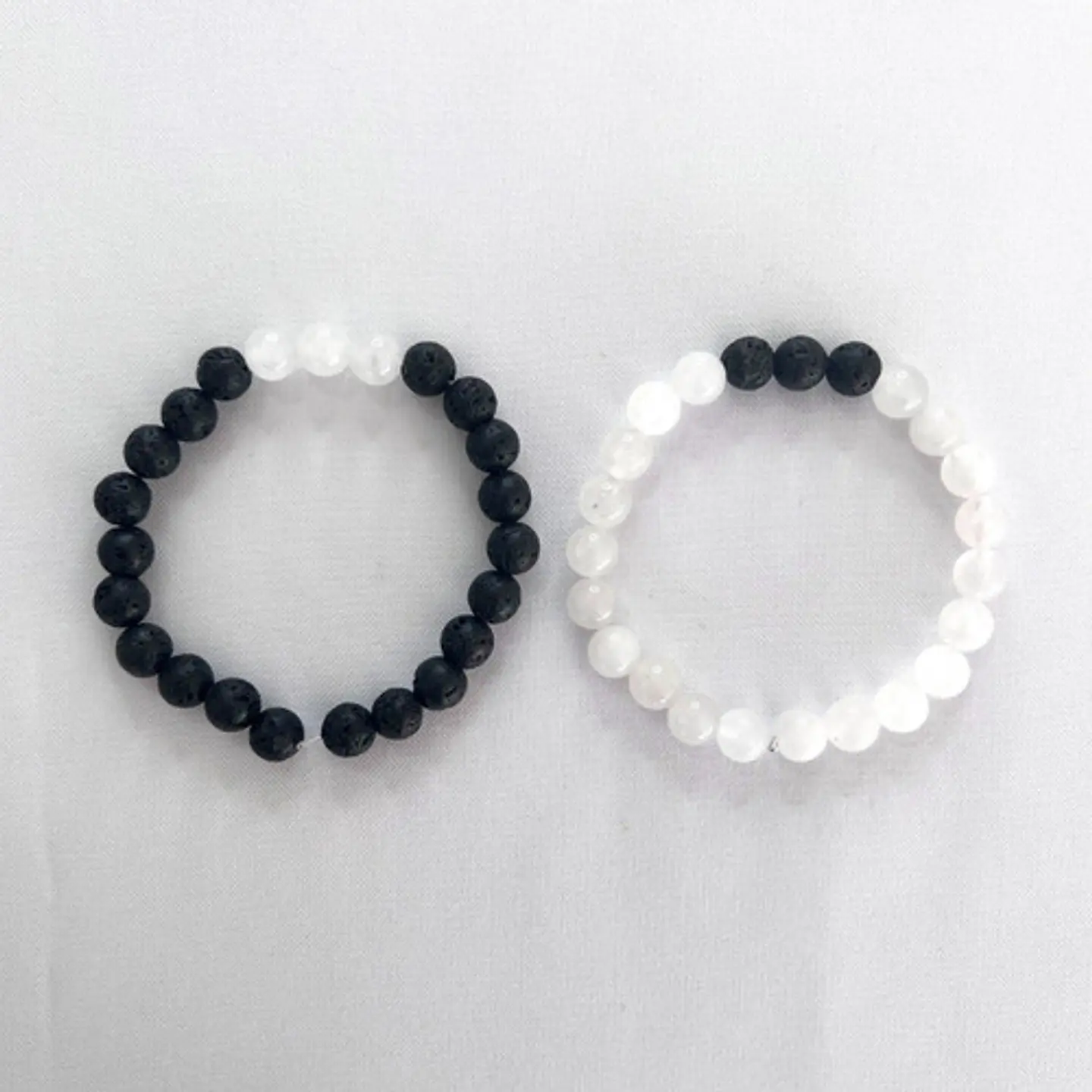 2 Pulsera De Piedras Naturales Onix Cuarzo Volcanita Pareja 2