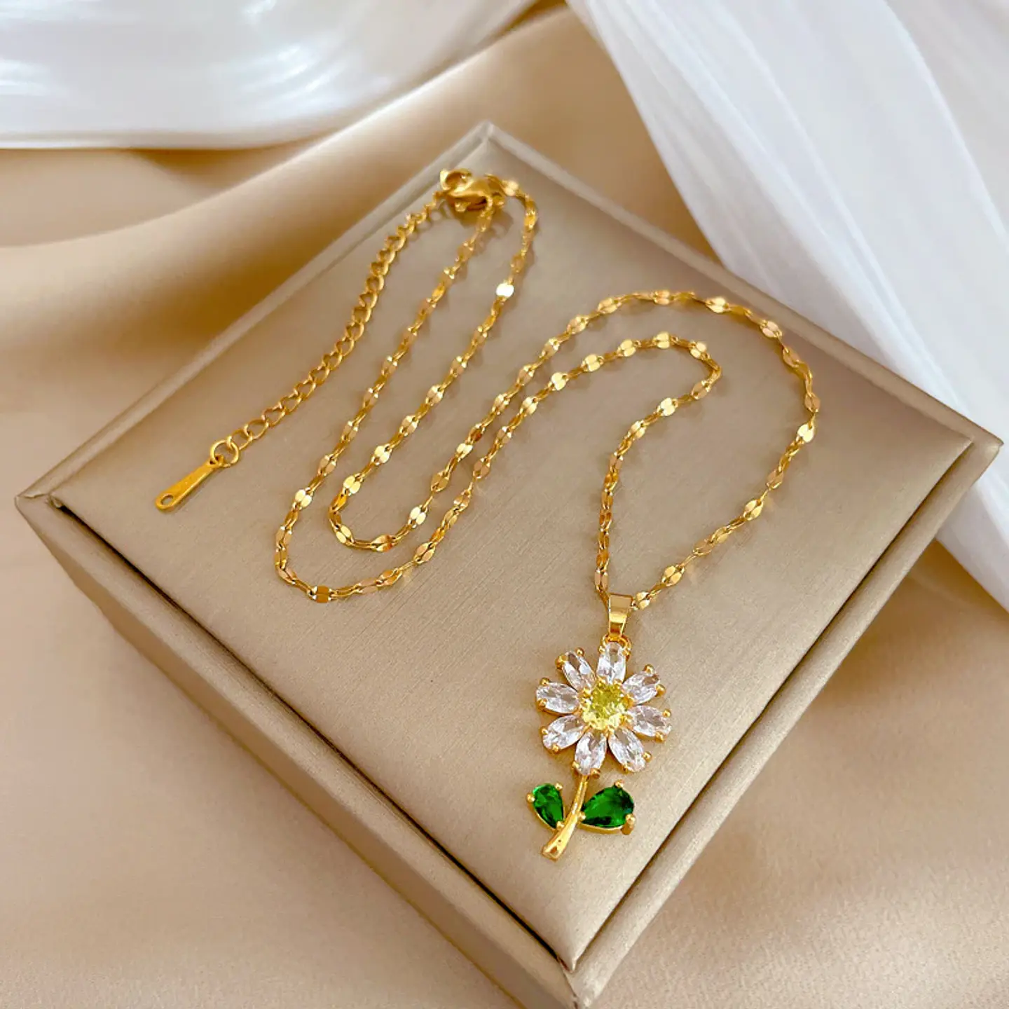 Collar Flor Planta Cadena En Acero Inoxidable - Bañado Oro 18k 4