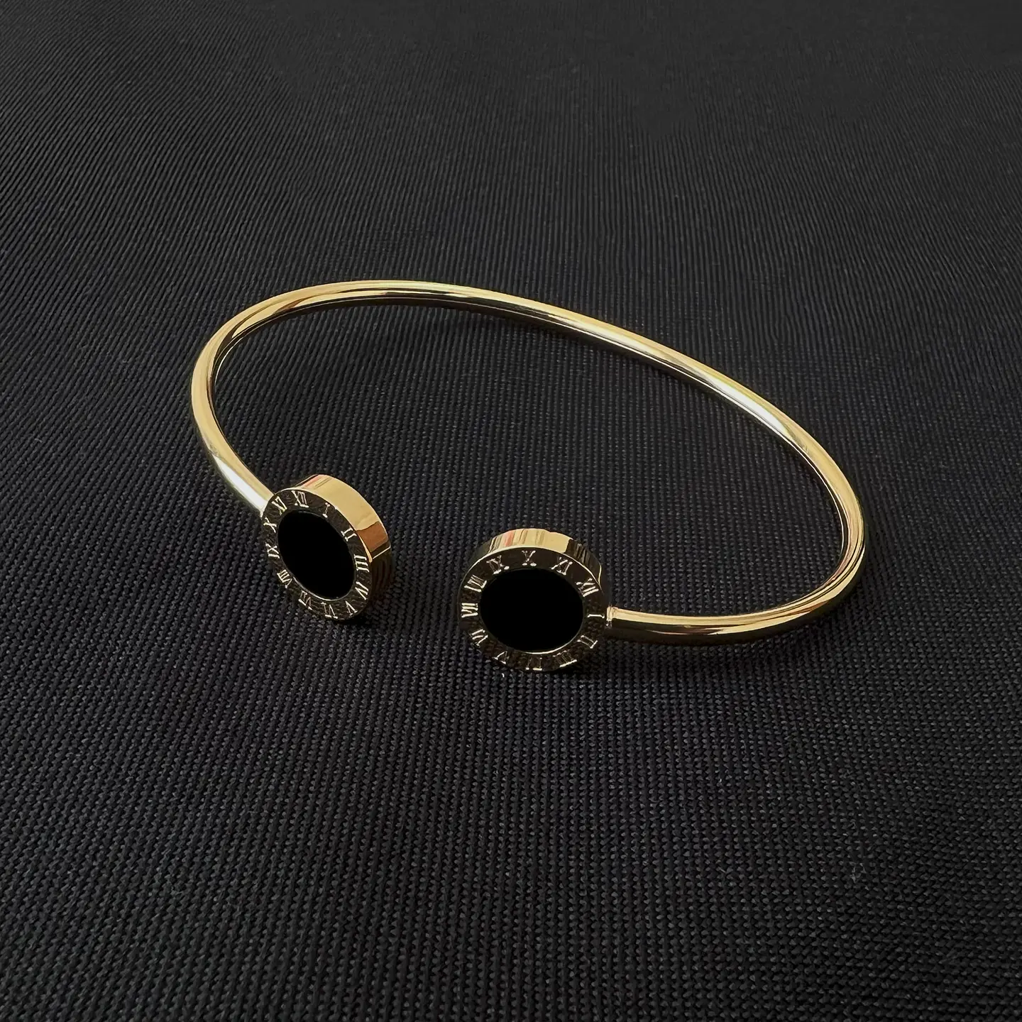 Brazalete - Pulseras Abierta Número Romano Acero Inoxidable 6