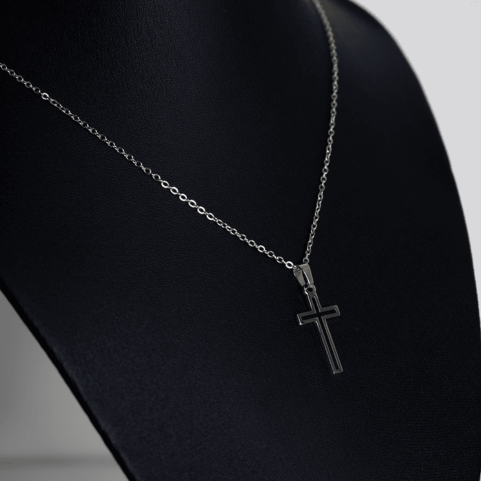 Collar Cruz Hueca Religión Acero Inoxidable Colgante Unisex 4