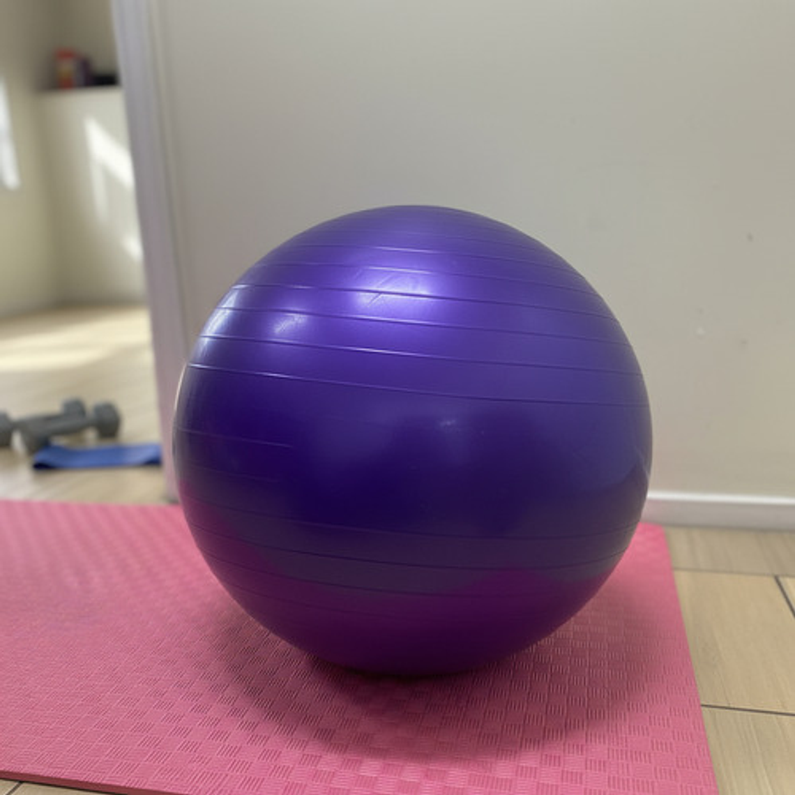 Pelota De Yoga/pilates 65cm Color Morado + Inflador 2
