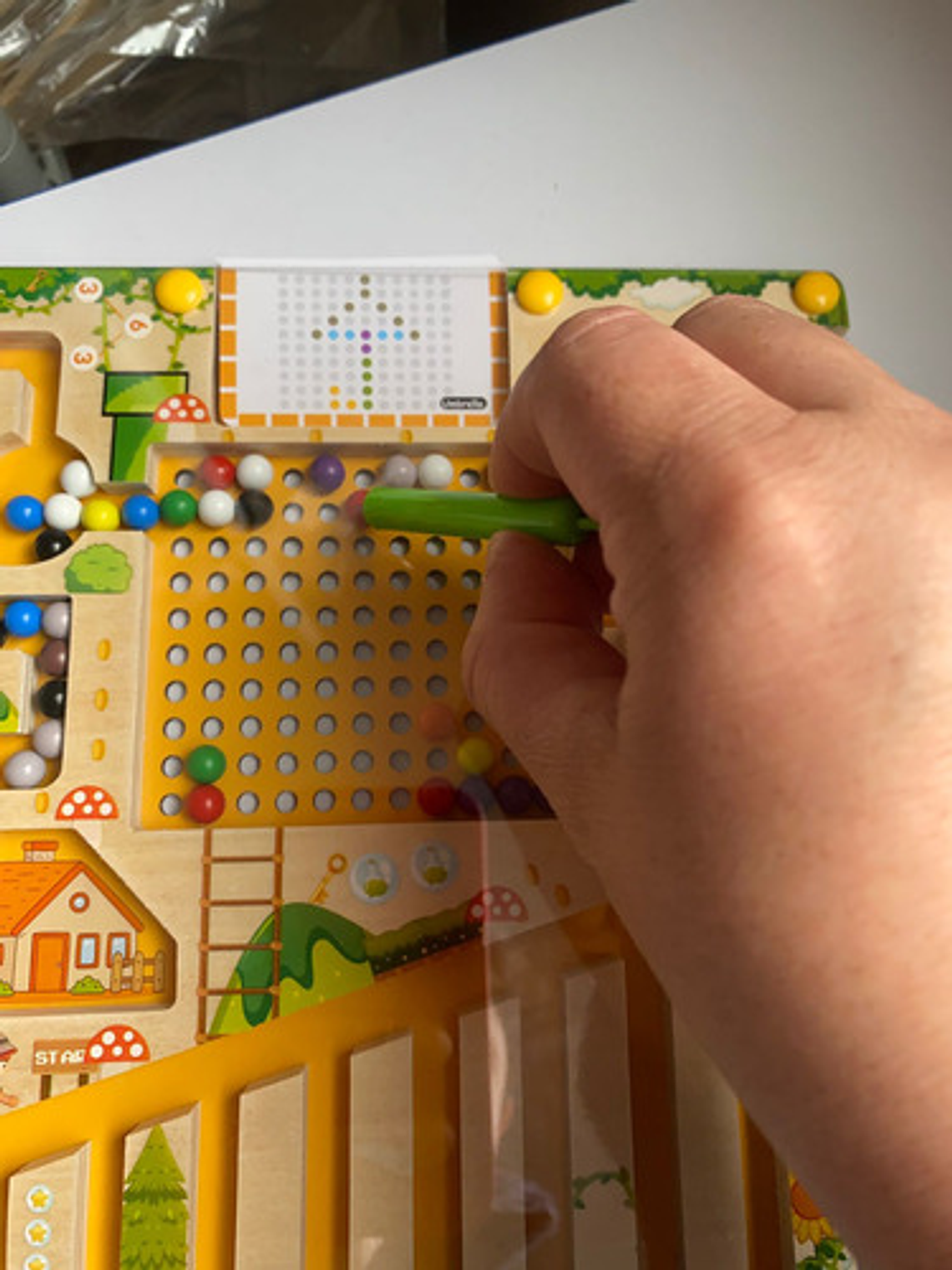 Laberinto Magnetico Colores Concentracion Niños Regalo 3