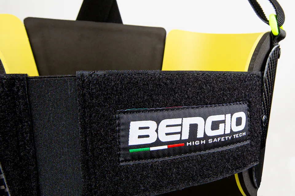 Costillera Bengio Bumper Carbon 8