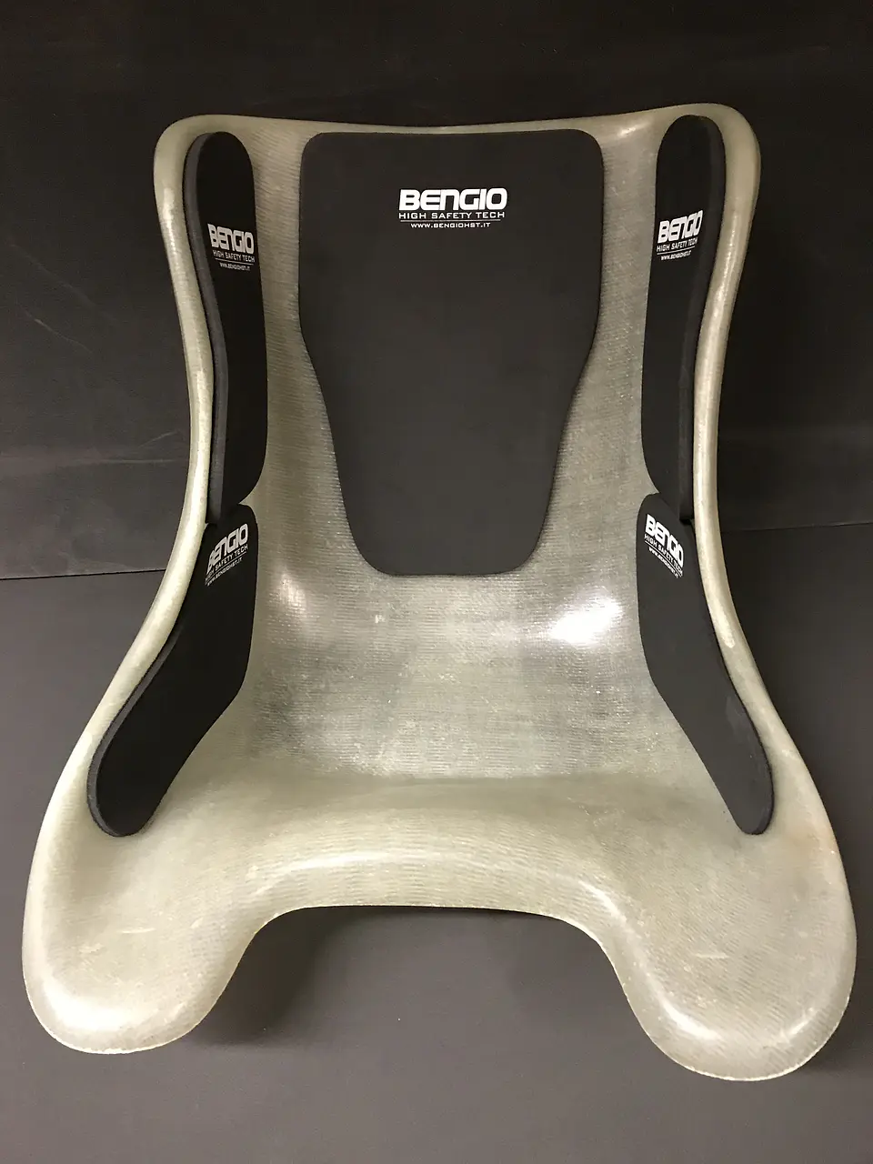 Bengio Kart Pads Caderas 4