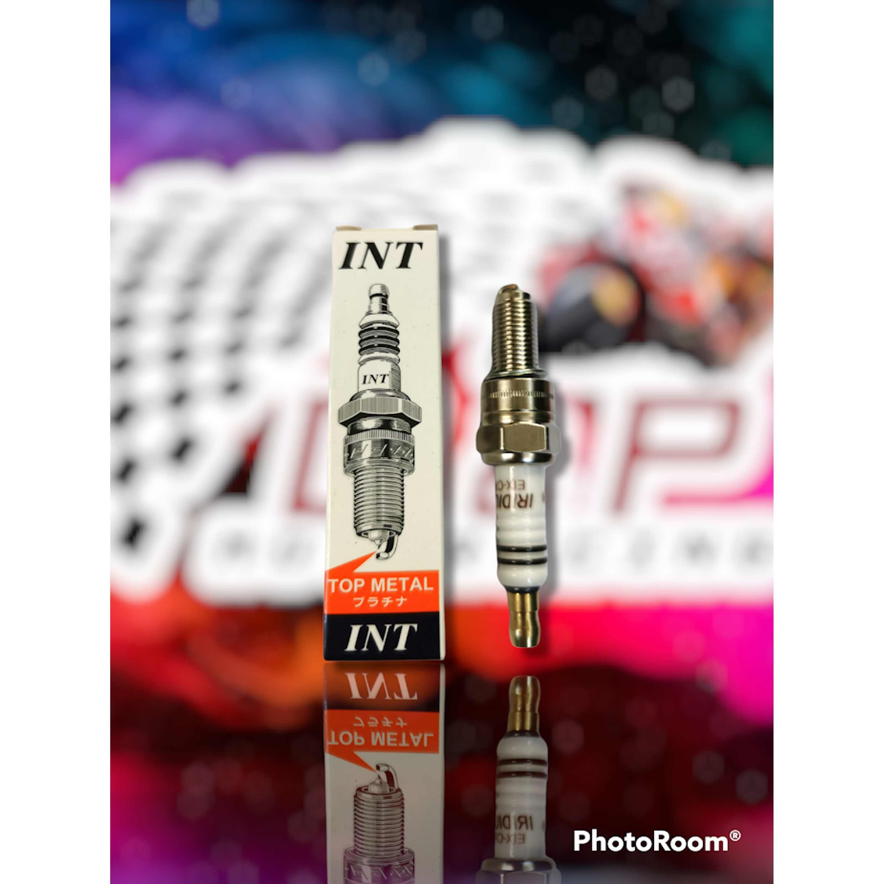 Bujía de IRIDIUM marca INT cr8e 1