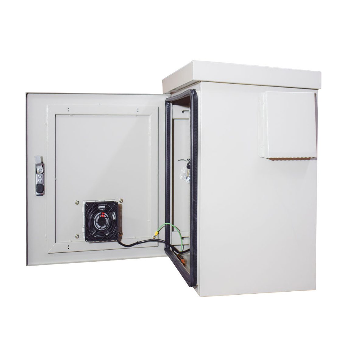 Gabinete Rack de Exteriores para Montaje en Poste | NEMA 4 3