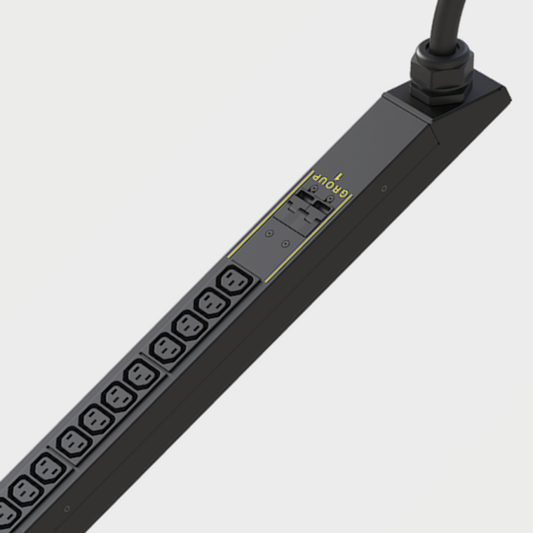 PDU Monitoreable  para Rack - 20A | 208 Voltios - 1 FASES (3,3kW) | 24 Salidas C13 4 Salidas C19 Extensión de 3 metros tipo L6-30P 2