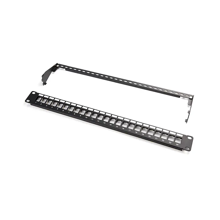 Patch Panel Modular Blindado de 24 Puertos Cat 6A 3