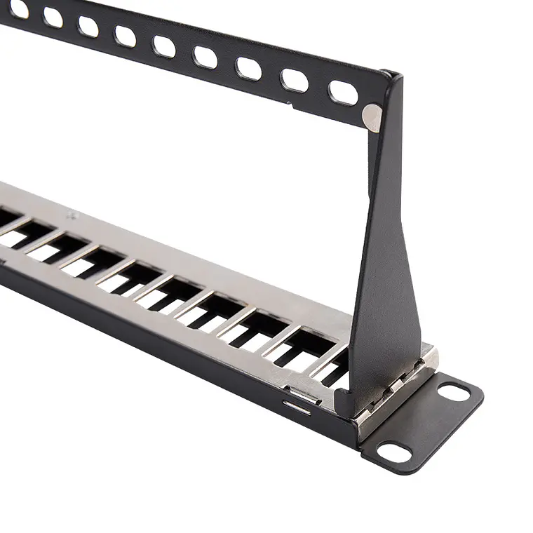 Patch Panel Modular Blindado de 24 Puertos Cat 6A 4