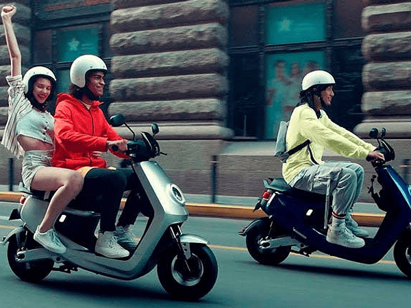 Tendencias 2024: El futuro de la Electromovilidad Liviana en Chile