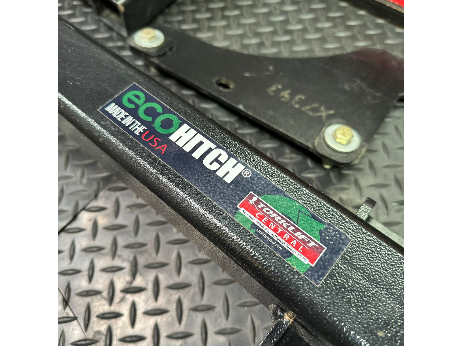 Volkswagen Tiguan Trailer Hitch by EcoHitch® 1