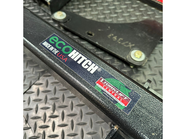 Volkswagen Tiguan Trailer Hitch by EcoHitch® 1