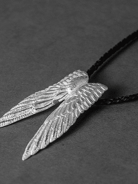 WING NECKLACE