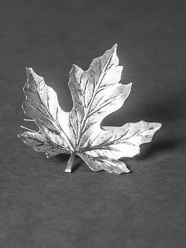 LEAF BROOCH