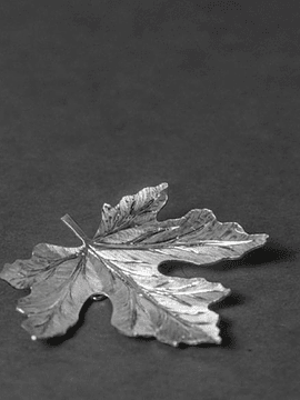 LEAF BROOCH