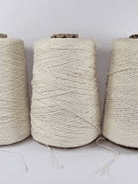 Hilaza de algodón 4/3 600 gramos