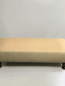 UPHOLSTERED BENCH