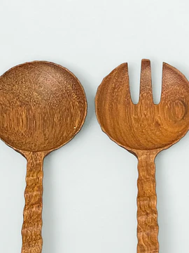 CUCHARAS DE SERVIR TALLADAS