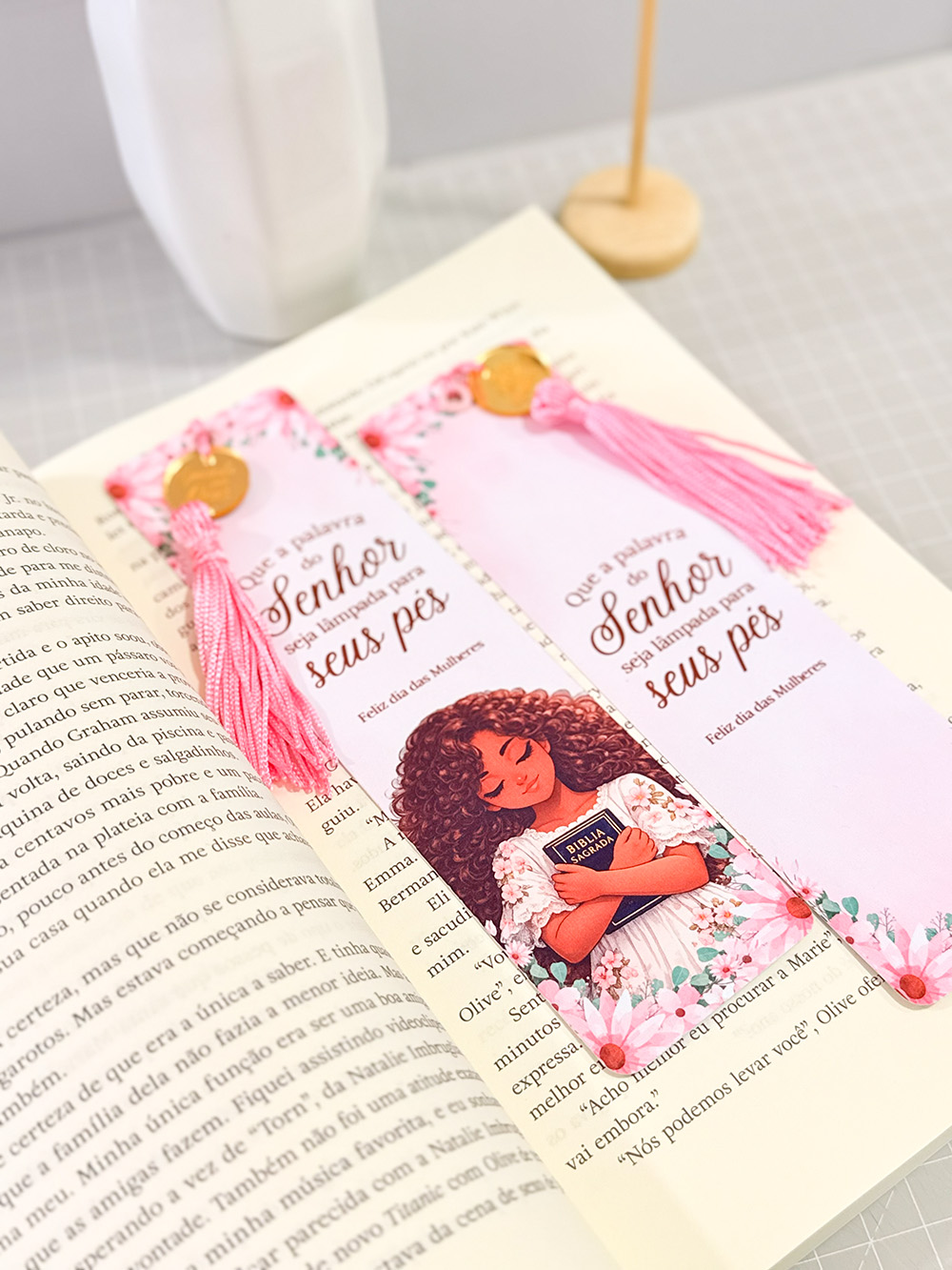 Arquivos de Corte Mulher Cristã Mimos Arquivo em Pdf PIE 6