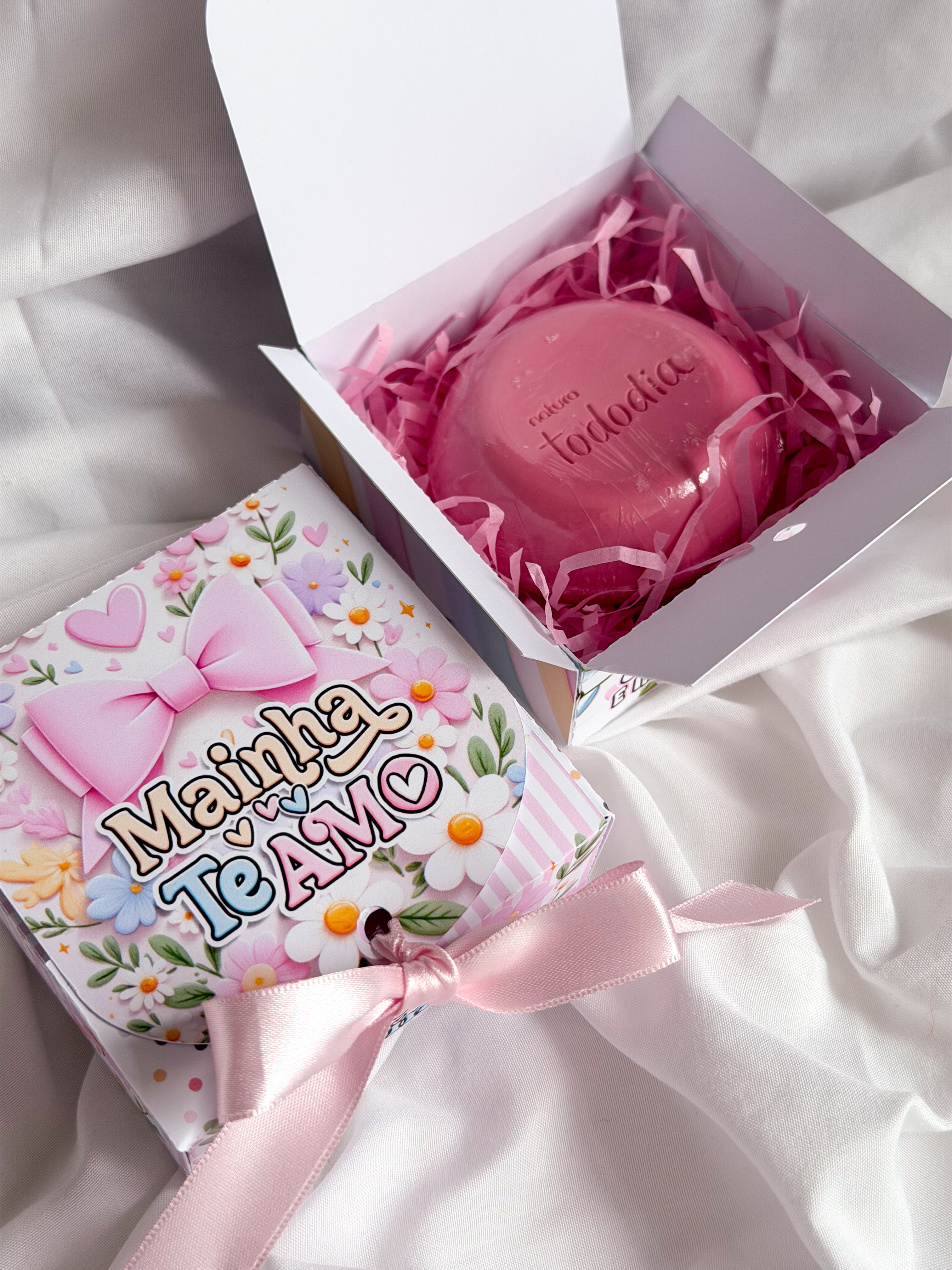 Arquivo Mimos Caixinha para Sabonete Quadrada e Card Coração Arquivo em Pdf  6