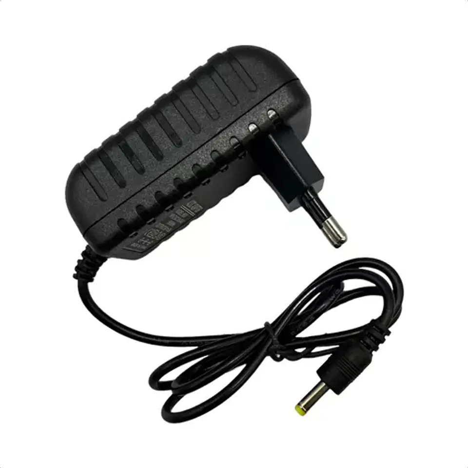 Fuente De Poder 9v 3a Cargador Transformador 4.0mm X 1.7mm 1