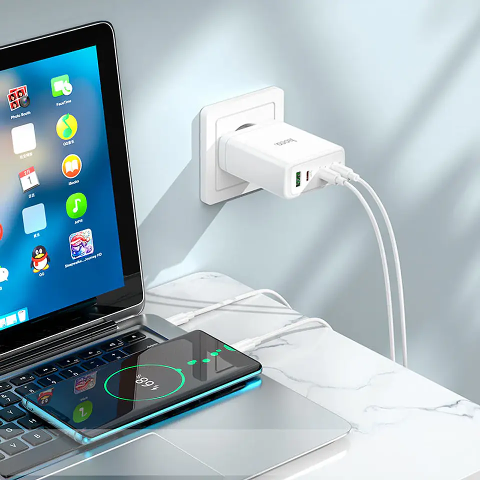 Cargador HOCO N31 3 TIPO C + 1 USB 100W  3