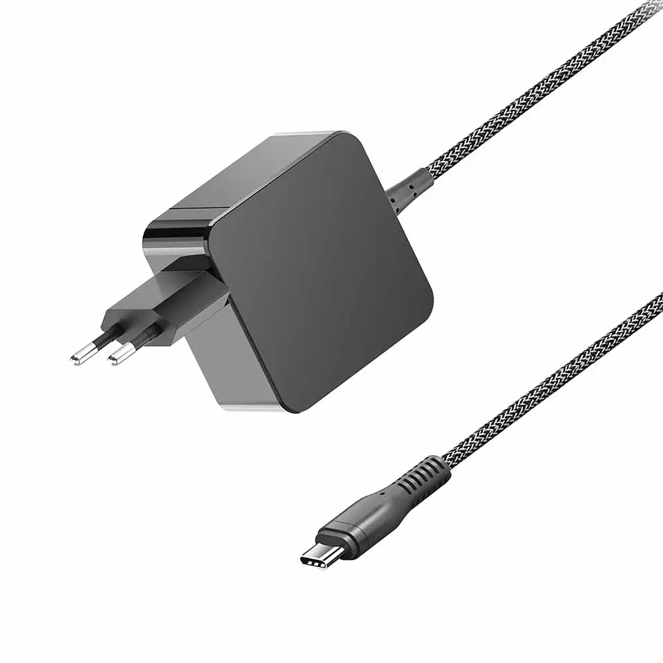 Cargador universal 65W USB-C PD UTEK 1.5 MTS  1