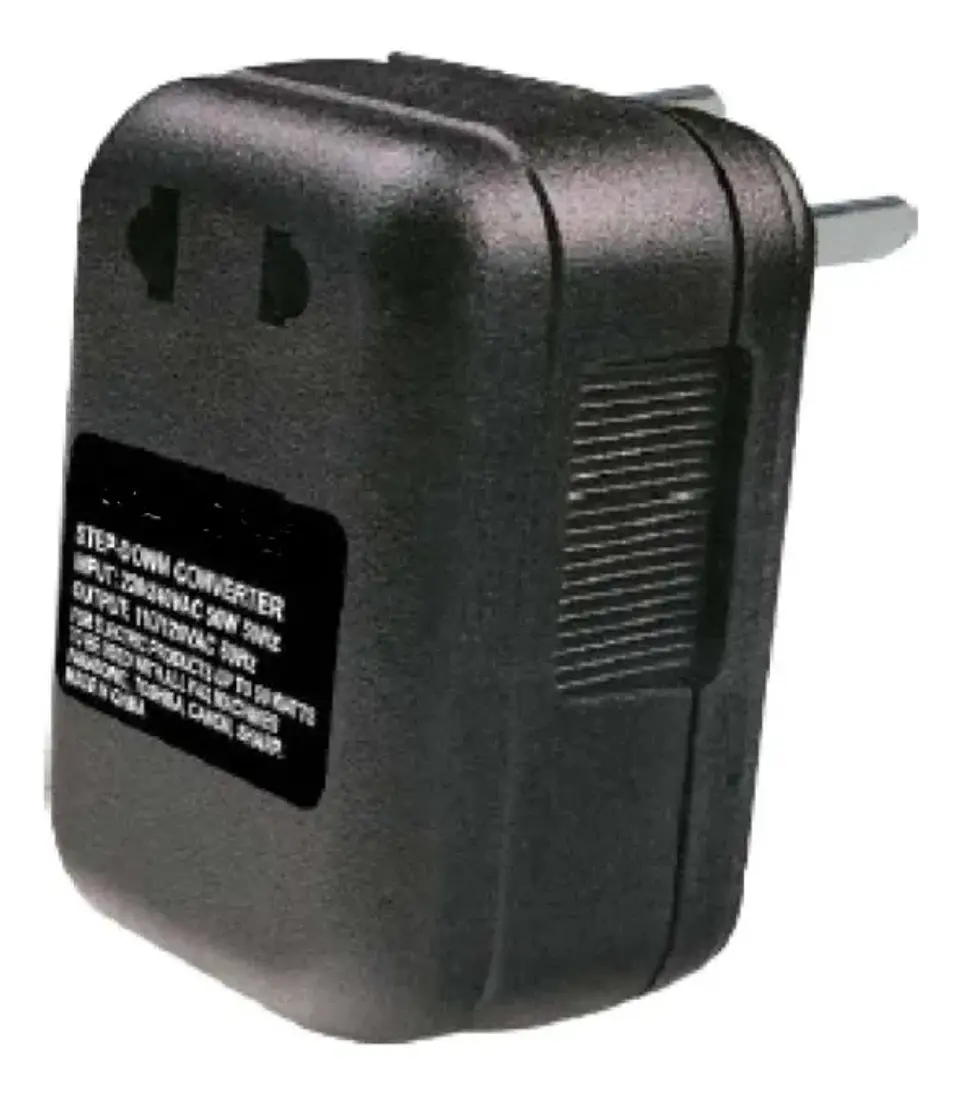 Transformador de voltaje tecnolab 220/240V entrada 110/120V hasta 50W  1
