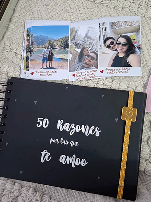 Album con 30 hojas negras.