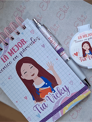 Caja de regalo Técnico en párvulos. Libreta, Lápiz y espejo personalizado