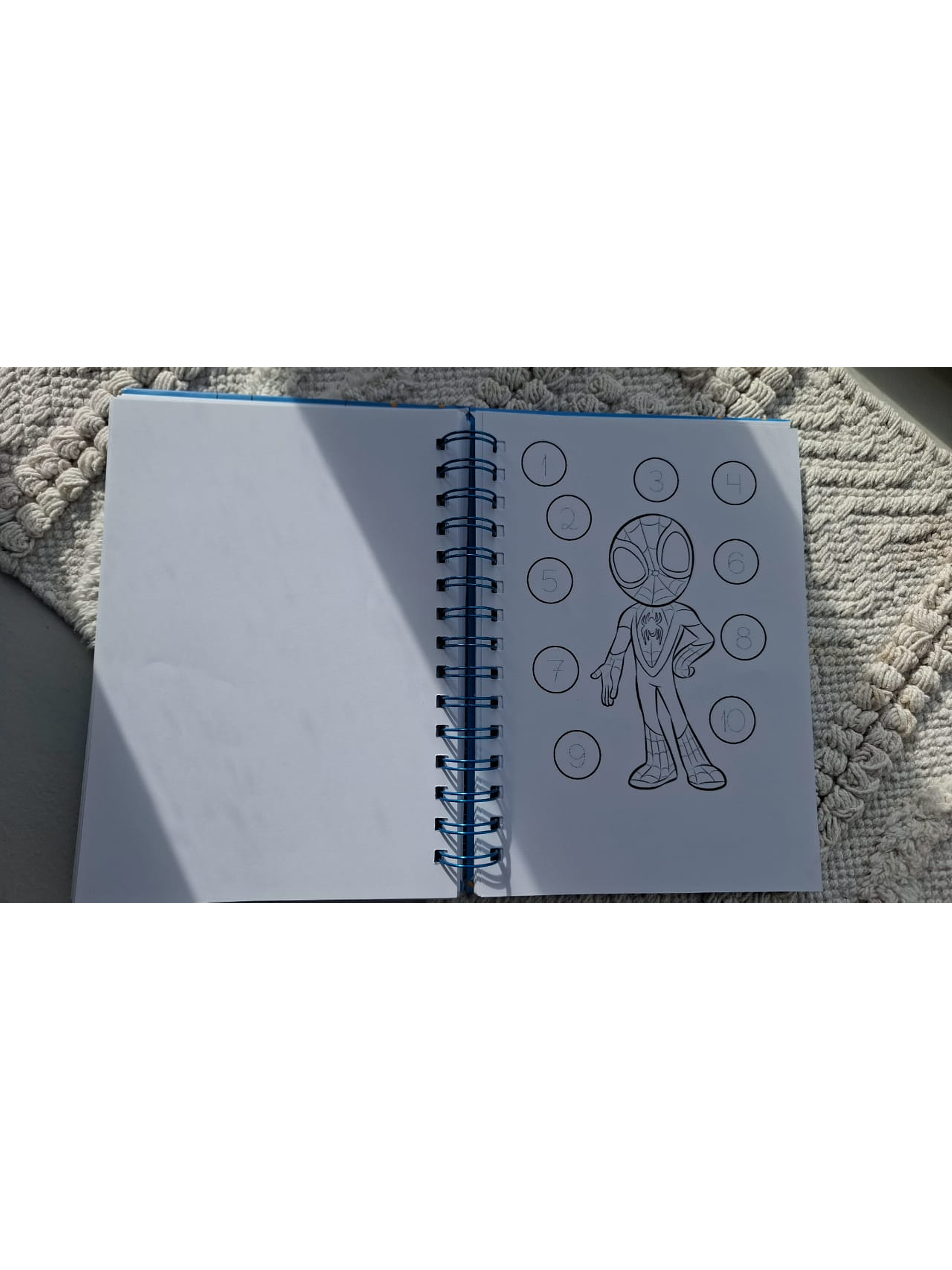 Libro actividades Spiderman (3 - 4 años) 2