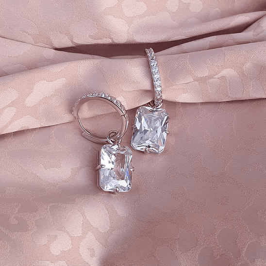 Argollas huggies circón colgante 6