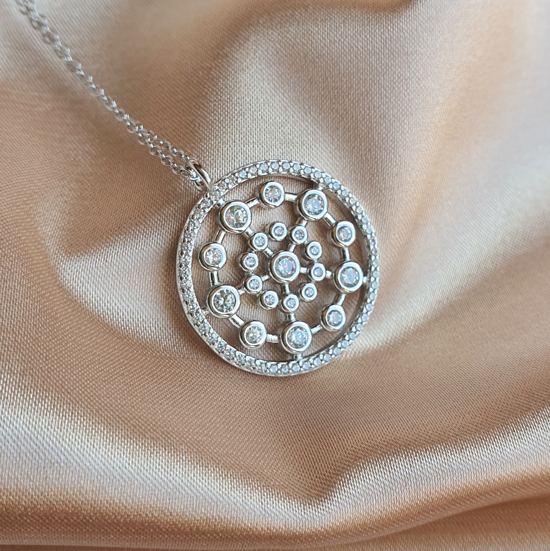 Collar Mandala