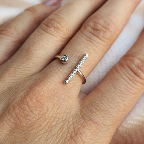 Anillo línea y círculo ajustable