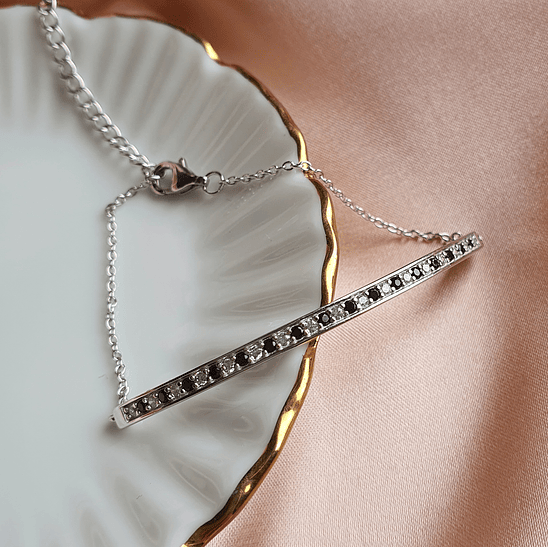 Pulsera blanco y negro 1