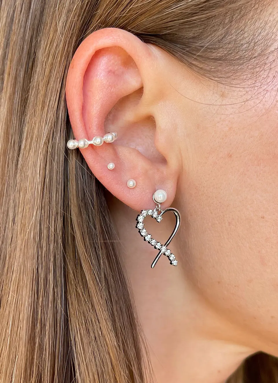 Conjunto de corazón y perlas 1