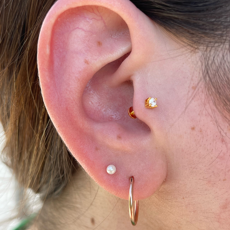 Piercing punto de luz 2