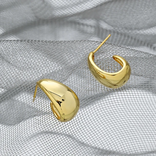 Aros gota dorados