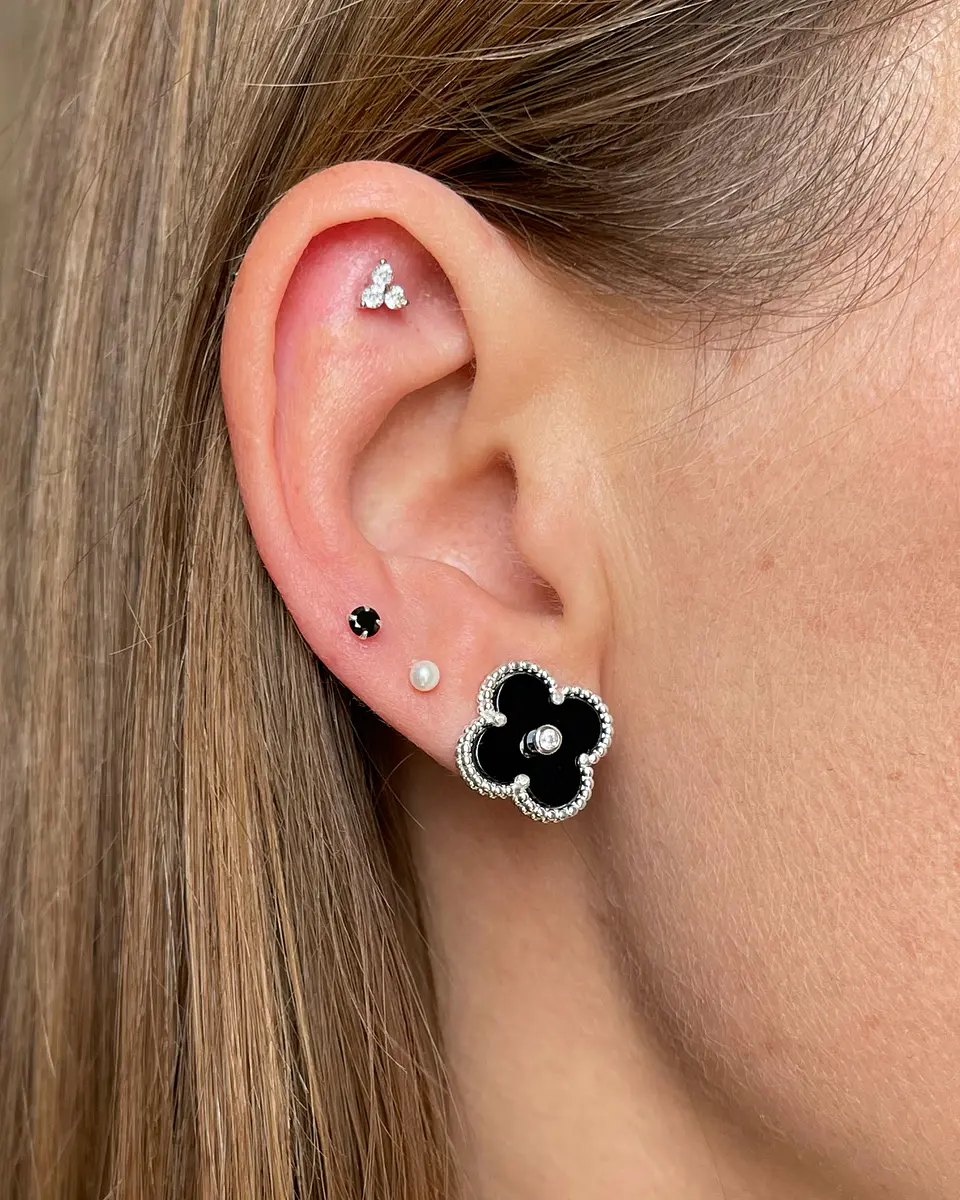 Aros de trébol negro 2